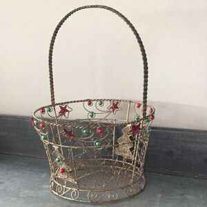Gold, red & green Xmas tree basket with handle gift decor decoration Christmas